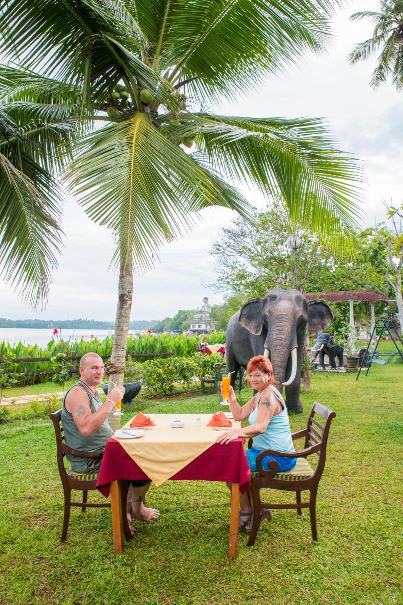 Aida Hotel - Bentota Kültér fotó